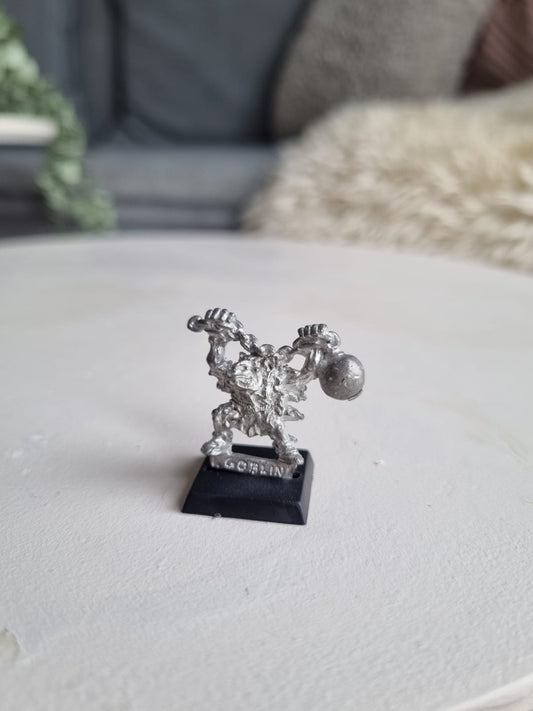 Iron Claw Goblin Fanatic IC602 (D) Bob Olley Metal Games Workshop