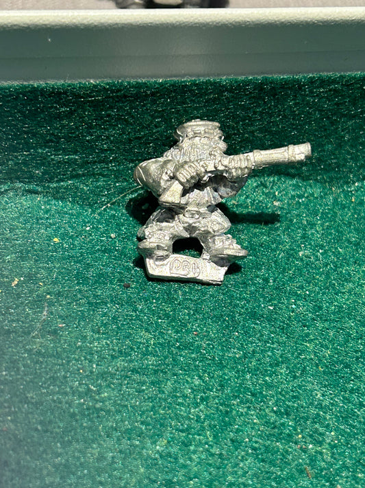 Citadel Warhammer fantasy 90s Marauder Dwarf MM15 arqubusier