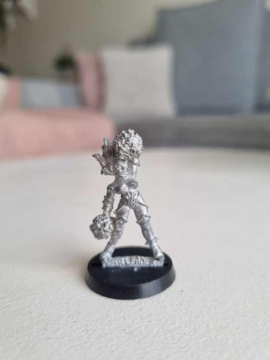 WFB Blood Bowl Dark Elves Cheerleader Warhammer Elf GW Citadel Games Workshop