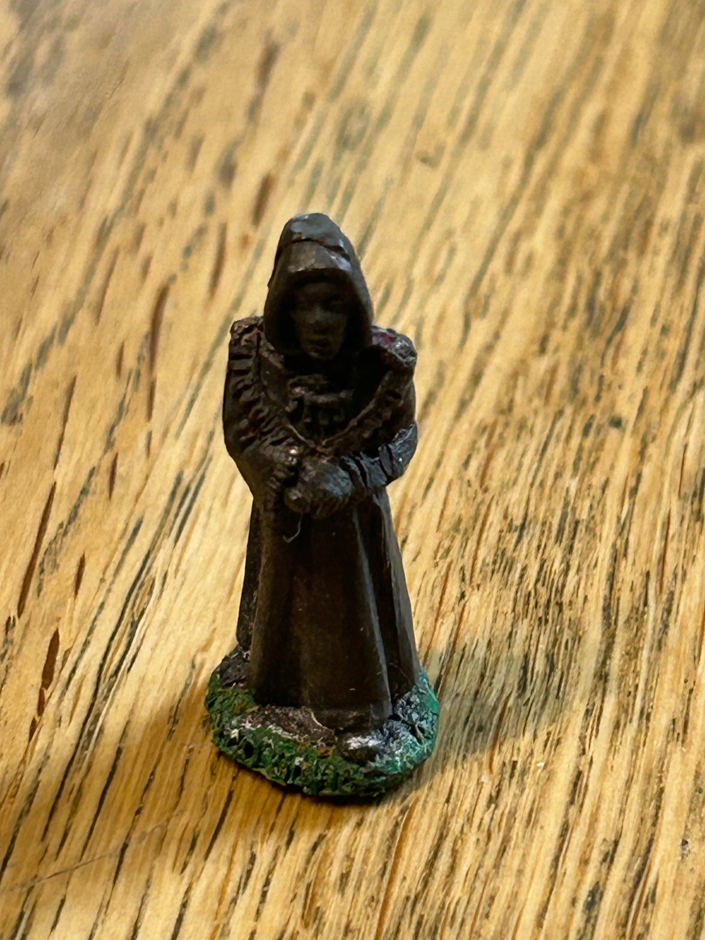 Citadel C30 Amazon Sisterhood Novice Pre Slotta Female Warhammer Games Workshop