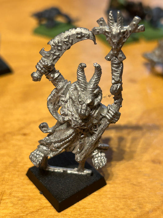 Citadel Warhammer Skaven Screaming Bell Grey Seer