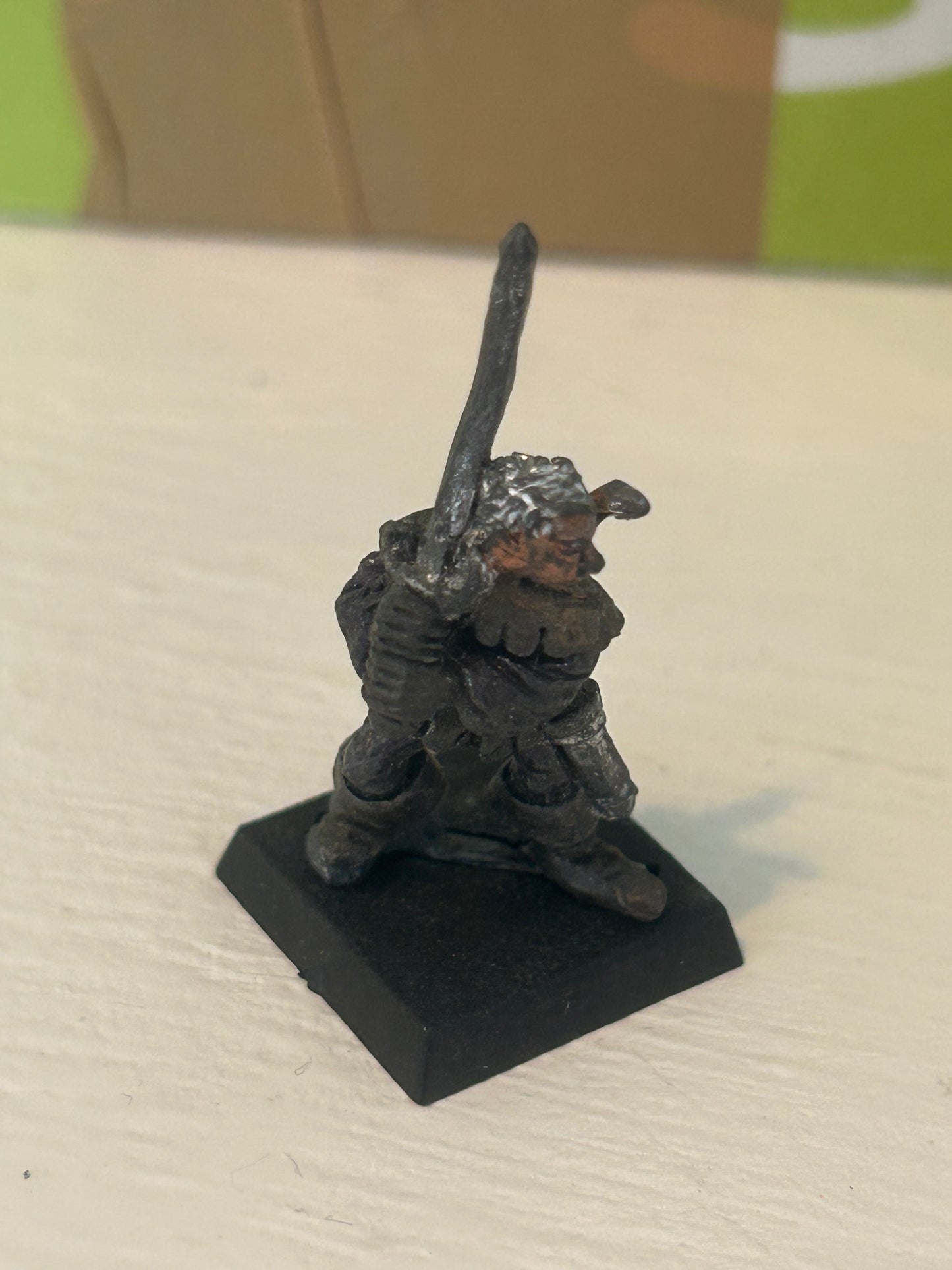 Citadel Warhammer classic 80s LOTR ME31 Silvan Elf of Mirkwood with double handed sword