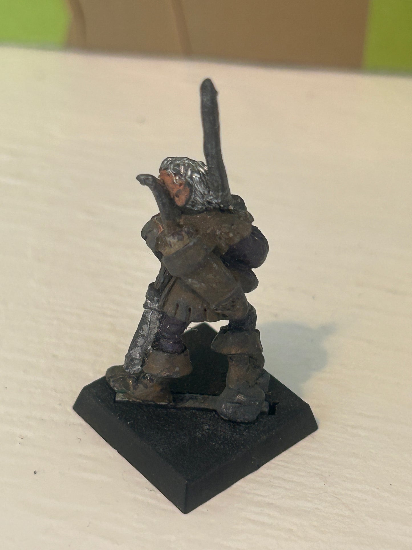Citadel Warhammer classic 80s LOTR ME31 Silvan Elf of Mirkwood with double handed sword