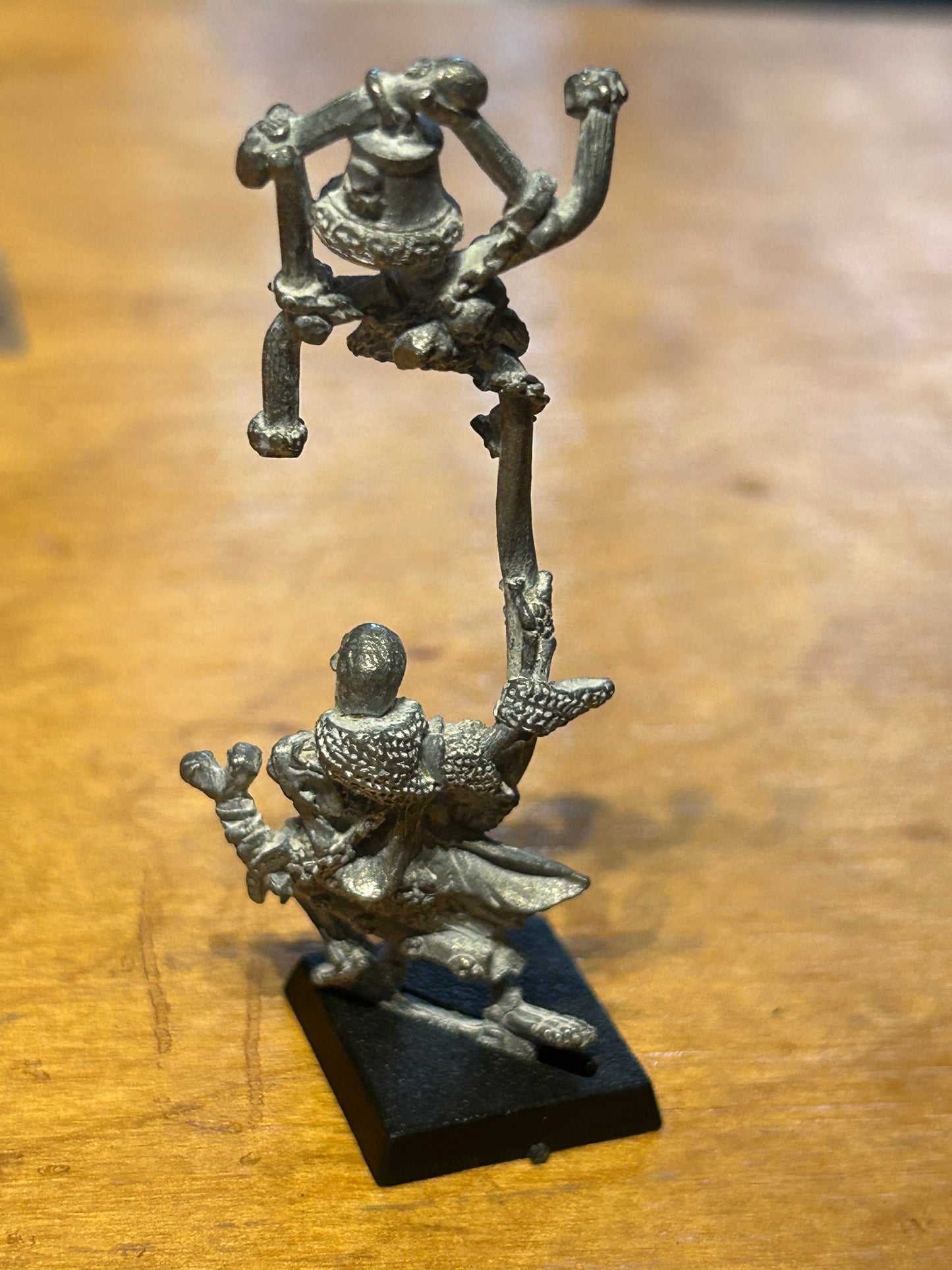 WARHAMMER fantasy UNDEAD SKELETON STANDARD BEARER
