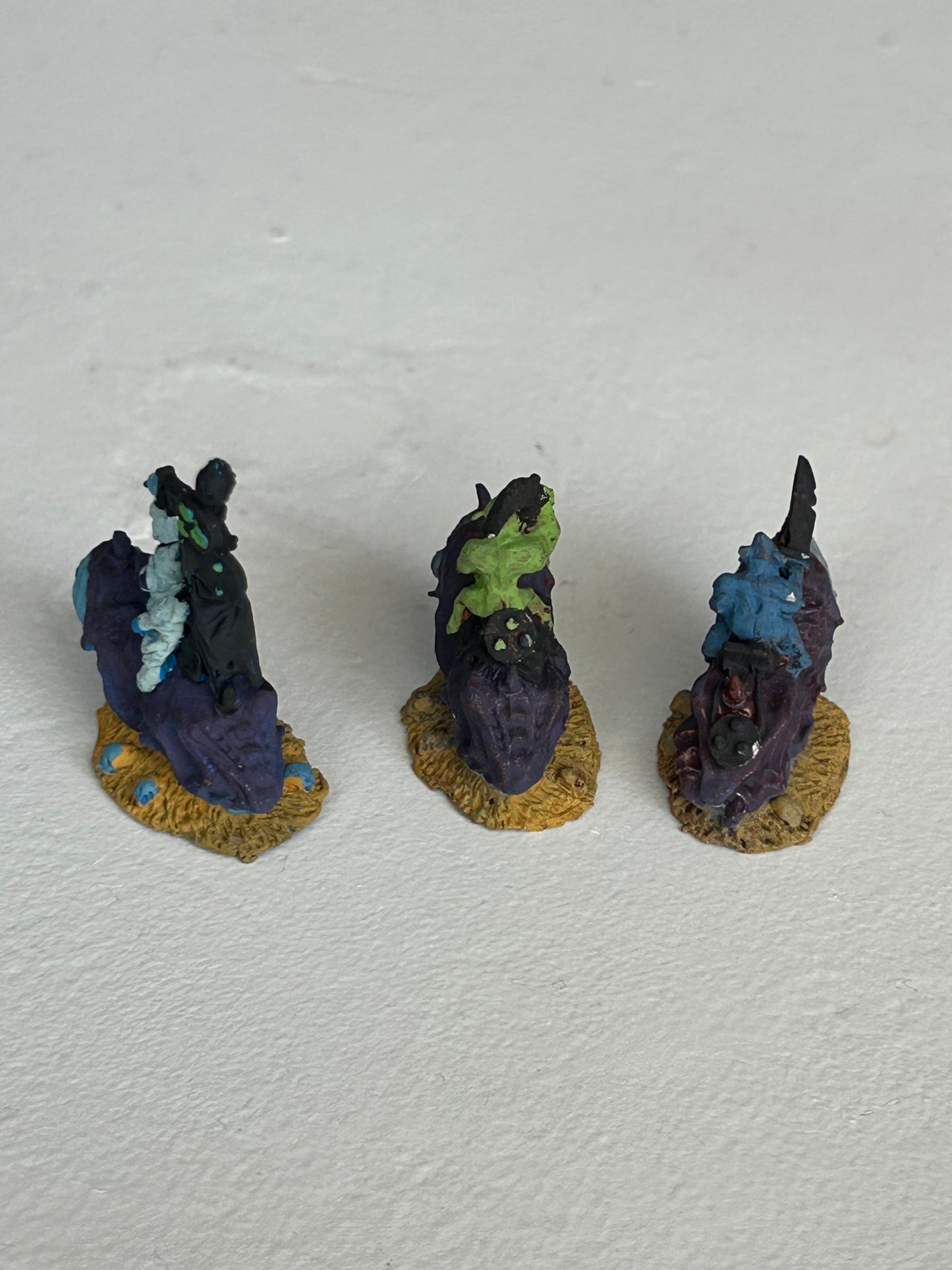 Vintage Warmaster Chaos beasts of Nurgle' x3 10mm Metal
