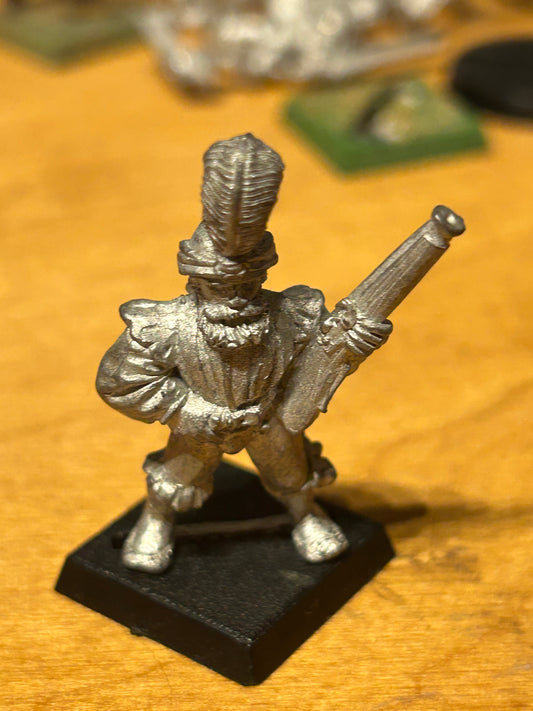 Warhammer fantasy old world empire hand gunner metal early 90’s