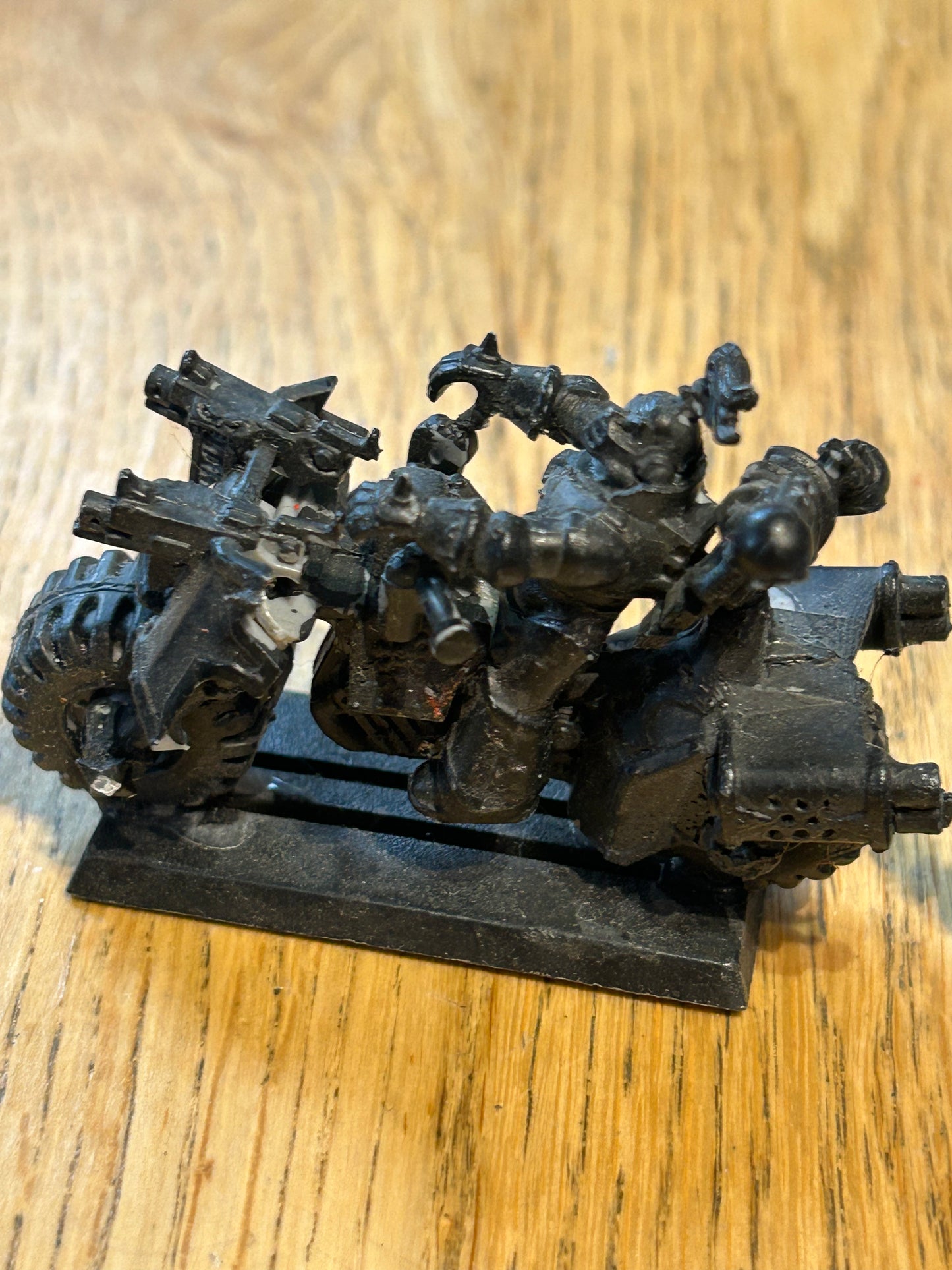 WARHAMMER 40K CHAOS SPACE MARINE BIKes (1 looks complete, the other two have some damage to spikes and one is missing most of the rider)