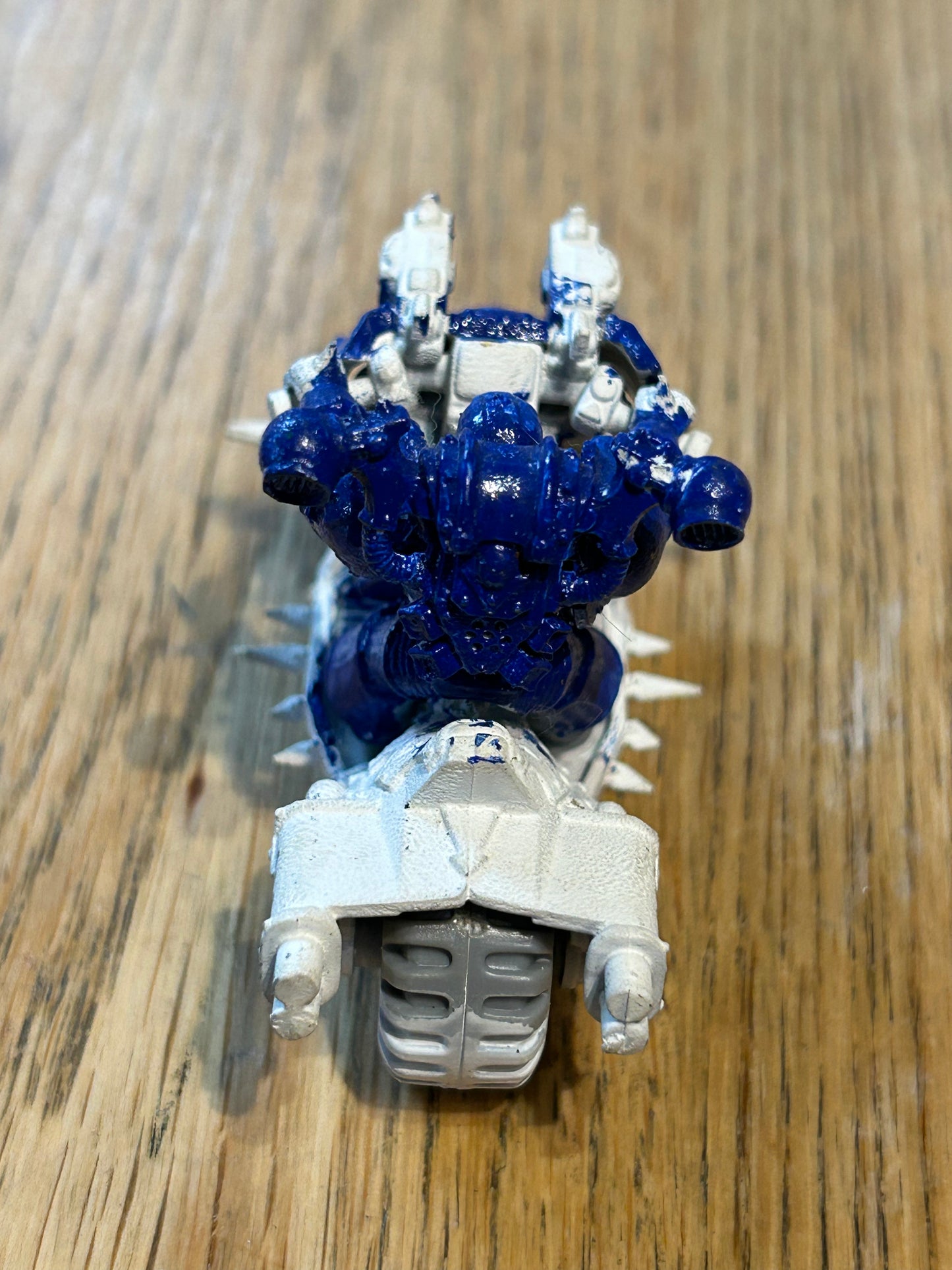 WARHAMMER 40K CHAOS SPACE MARINE BIKes (1 looks complete, the other two have some damage to spikes and one is missing most of the rider)