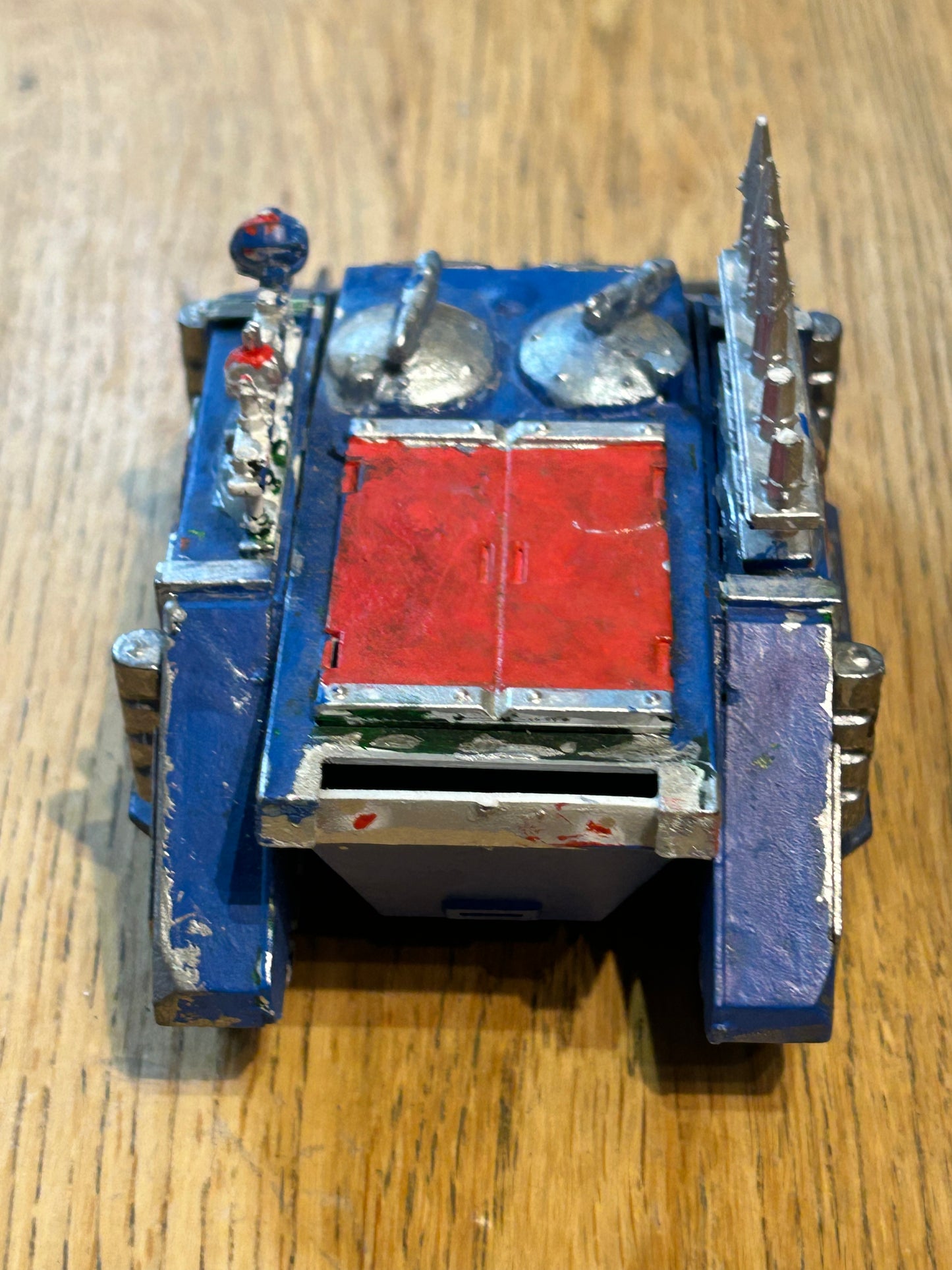 Warhammer 40k Rogue Trader Rhino (looks like more of a chaos space marine one)