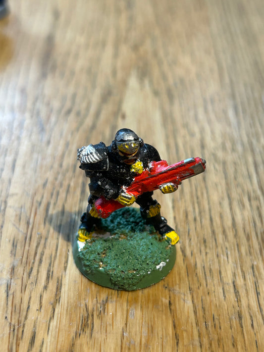 ADEPTUS ARBITES w shotgun Metal Imperial Guard Army Warhammer 40K 1992