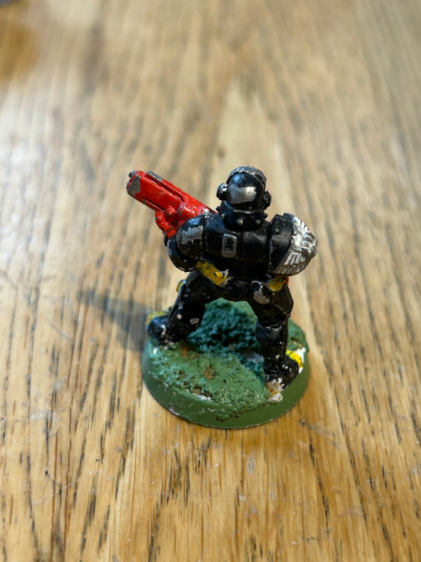 ADEPTUS ARBITES w shotgun Metal Imperial Guard Army Warhammer 40K 1992