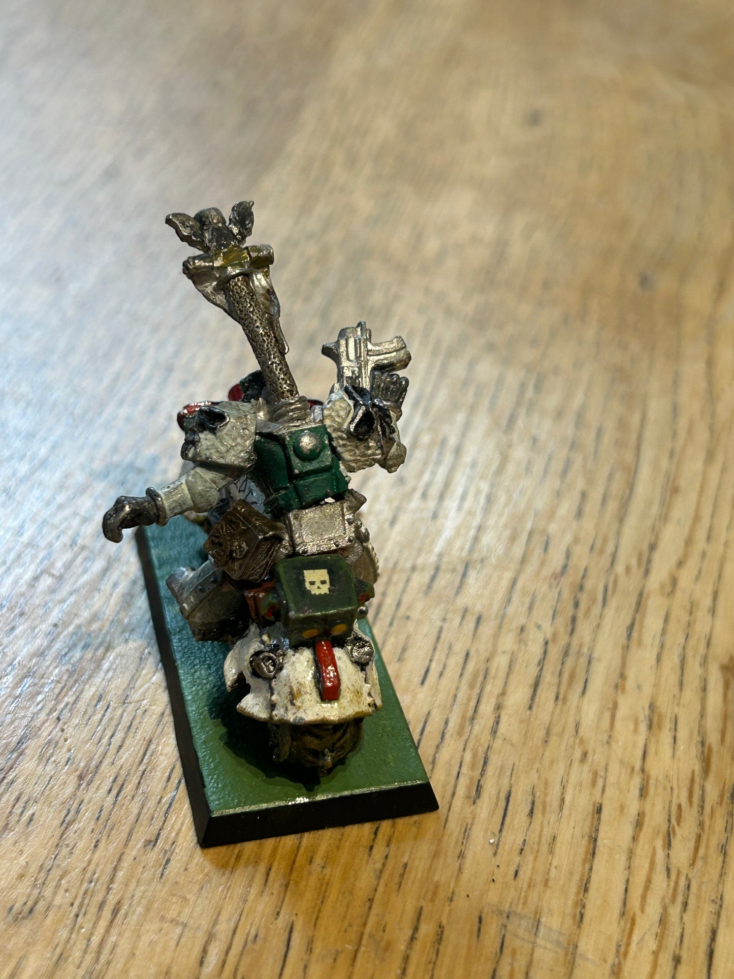 Warhammer 40k Rogue Trader Chaplain & Devotion Banner On Bike OOP