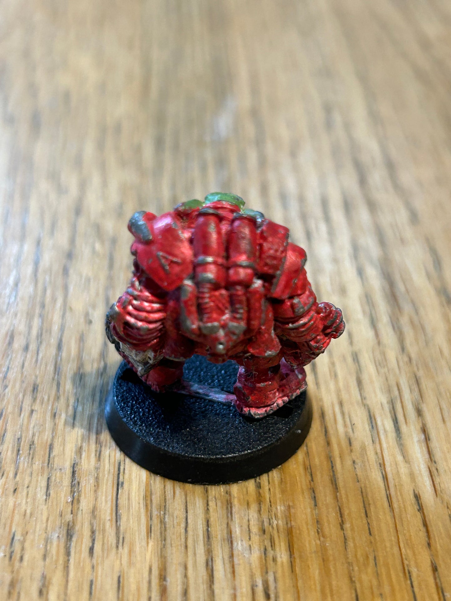 Warhammer 40k rogue trader ork commander with power arm and bolta