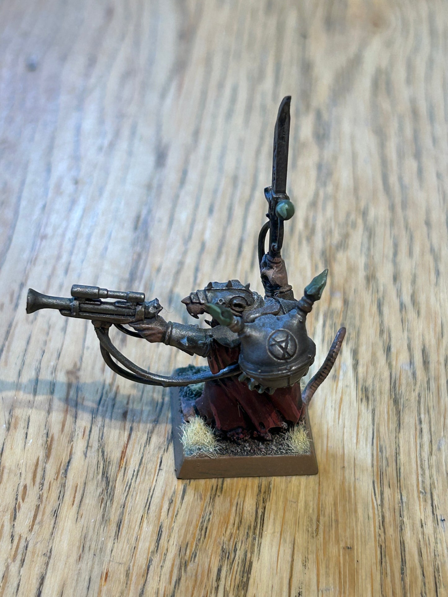 Warhammer Fantasy Island Of Blood Skaven Warlock Engineer OOP Warhammer TOW