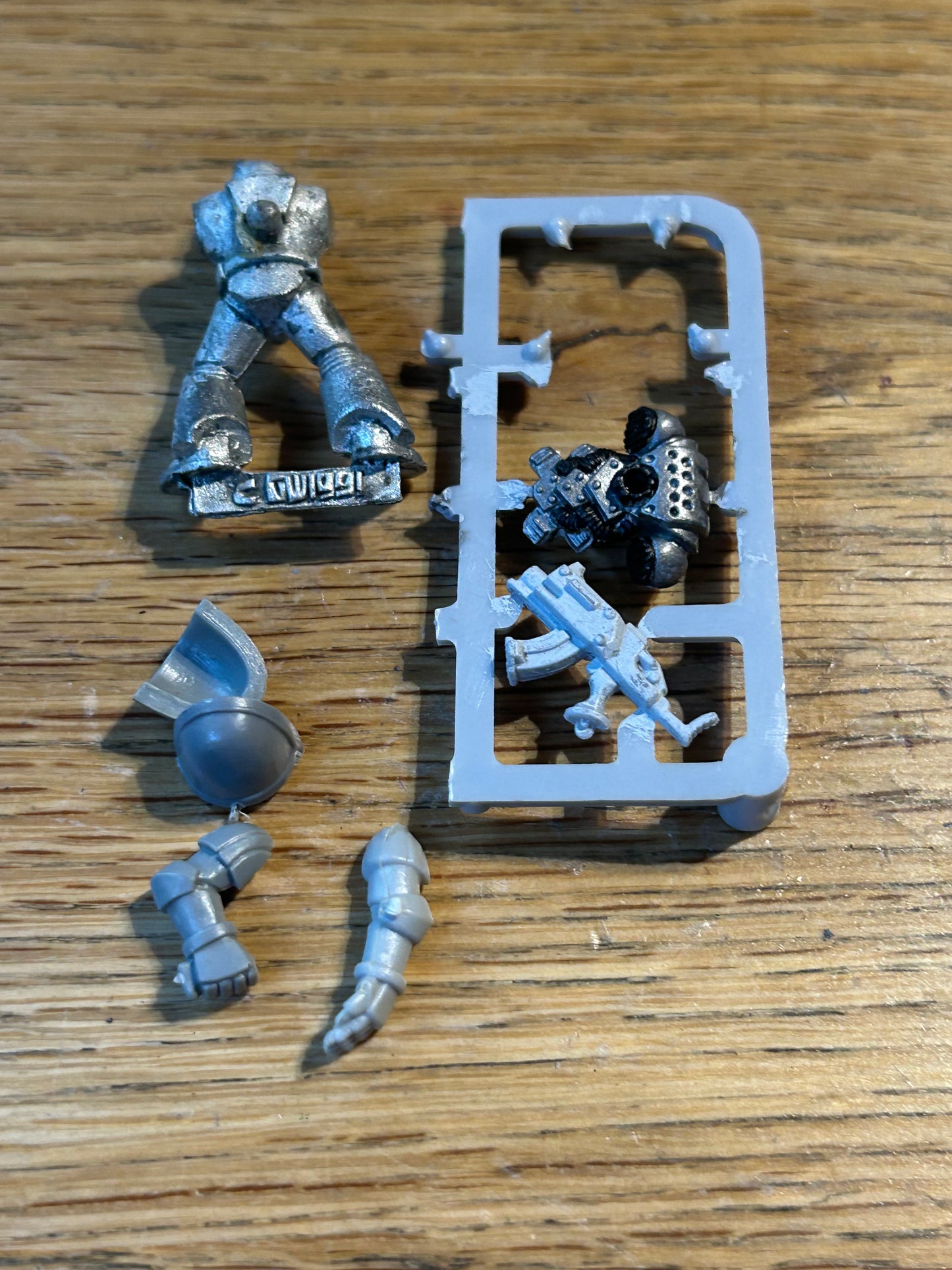 OOP Rogue Trader Metal Space Marines MK6 Corvus armour