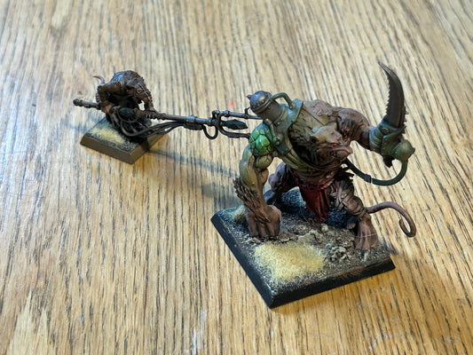Island of Blood Rat Ogre and Handler Skaven Plastic