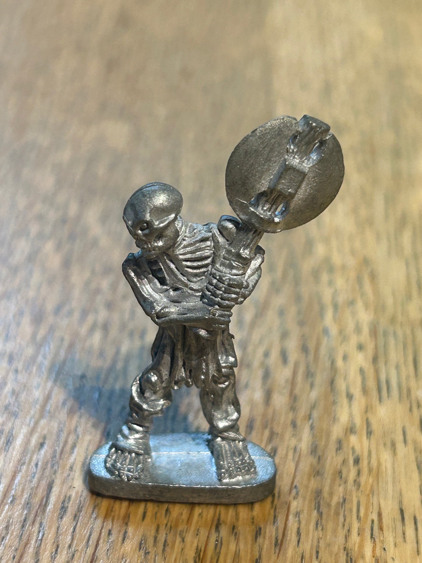 Grenadier models Skeleton with Large Sword