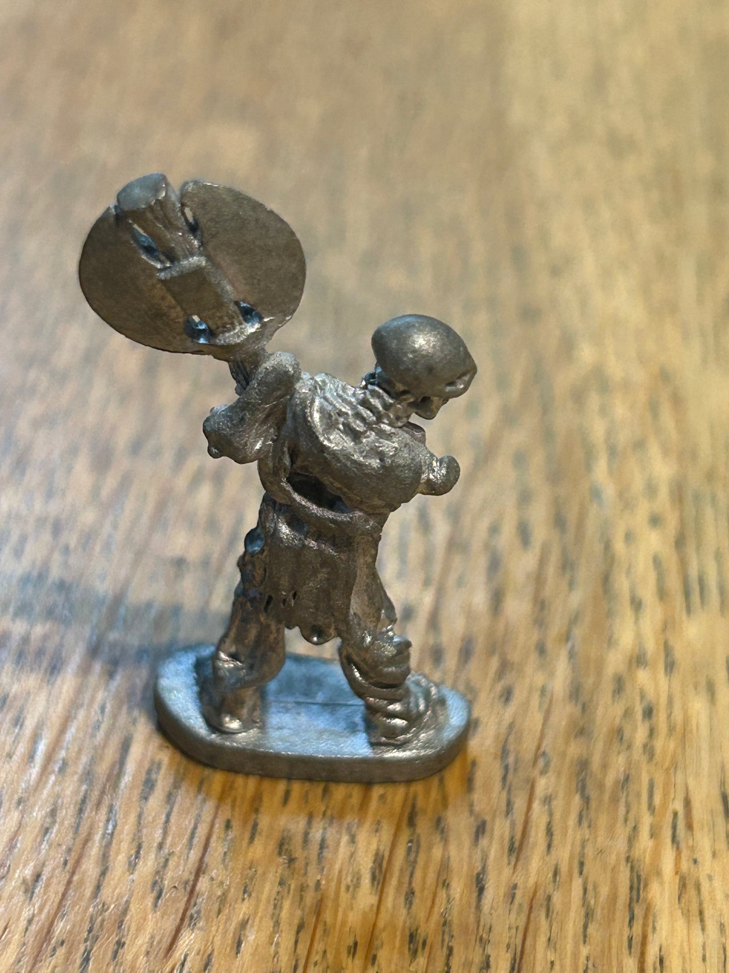 Grenadier models Skeleton with Large Sword