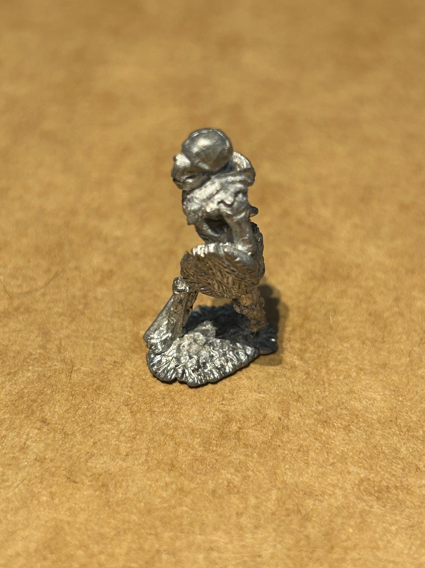 Citadel miniatures warhammer fantasy preslotta fiend factory FF52 skeleton warrior with sword and shield