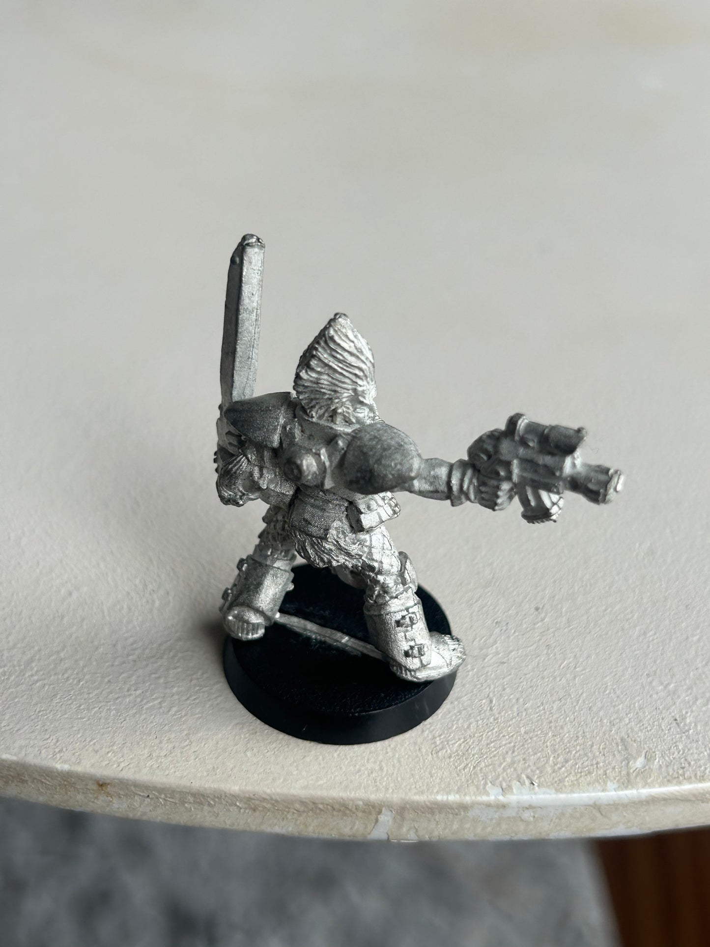 Games Workshop Warhammer 40k Space Wolves Wolf Scout Sergeant 1993 Metal Figure (no backpack)