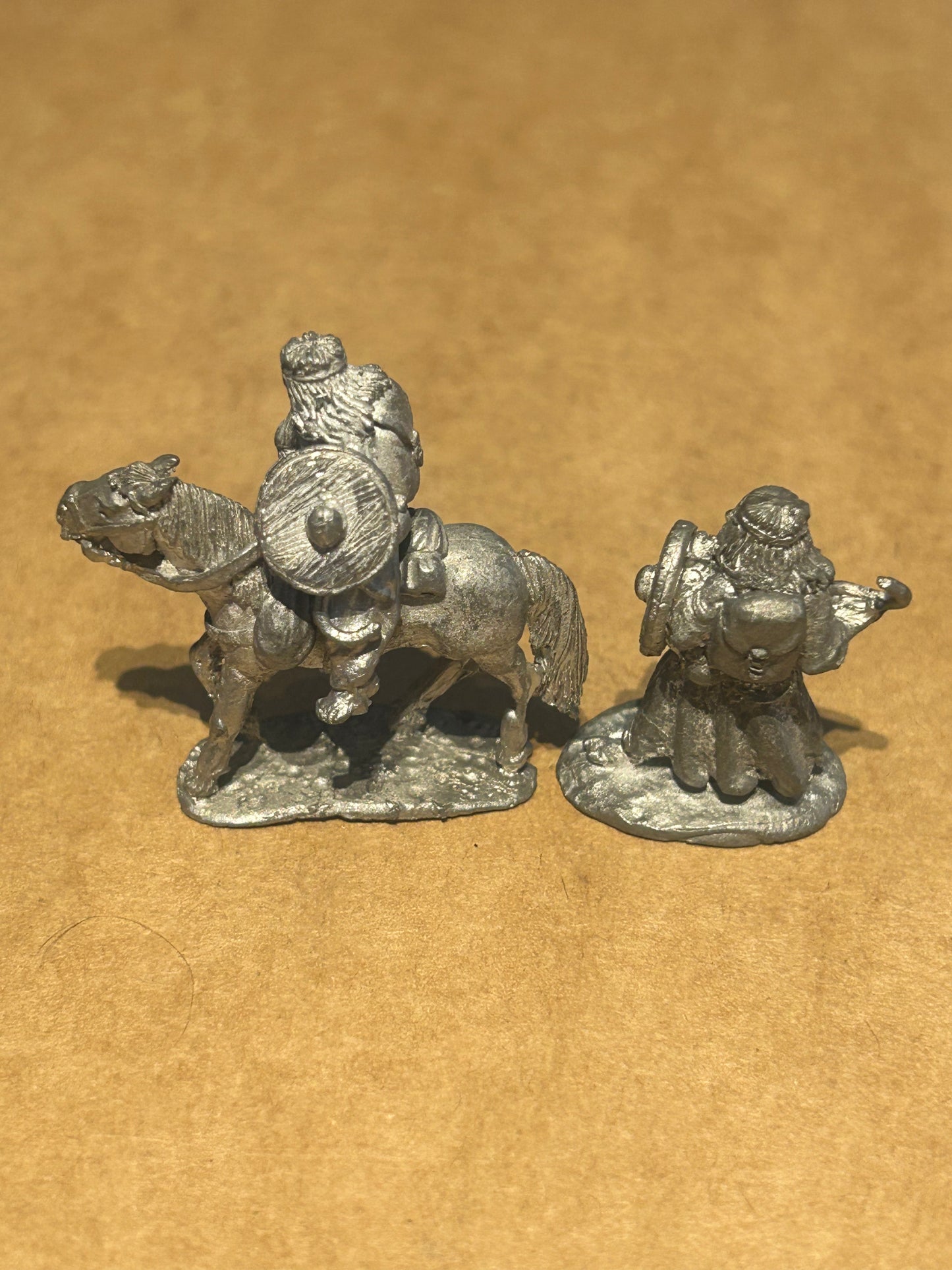 C33 mounted adventurer Citadel Fantasy Adventurers FA5 /FAC5 Mounted and foot Druid w. Sickle Warhammer