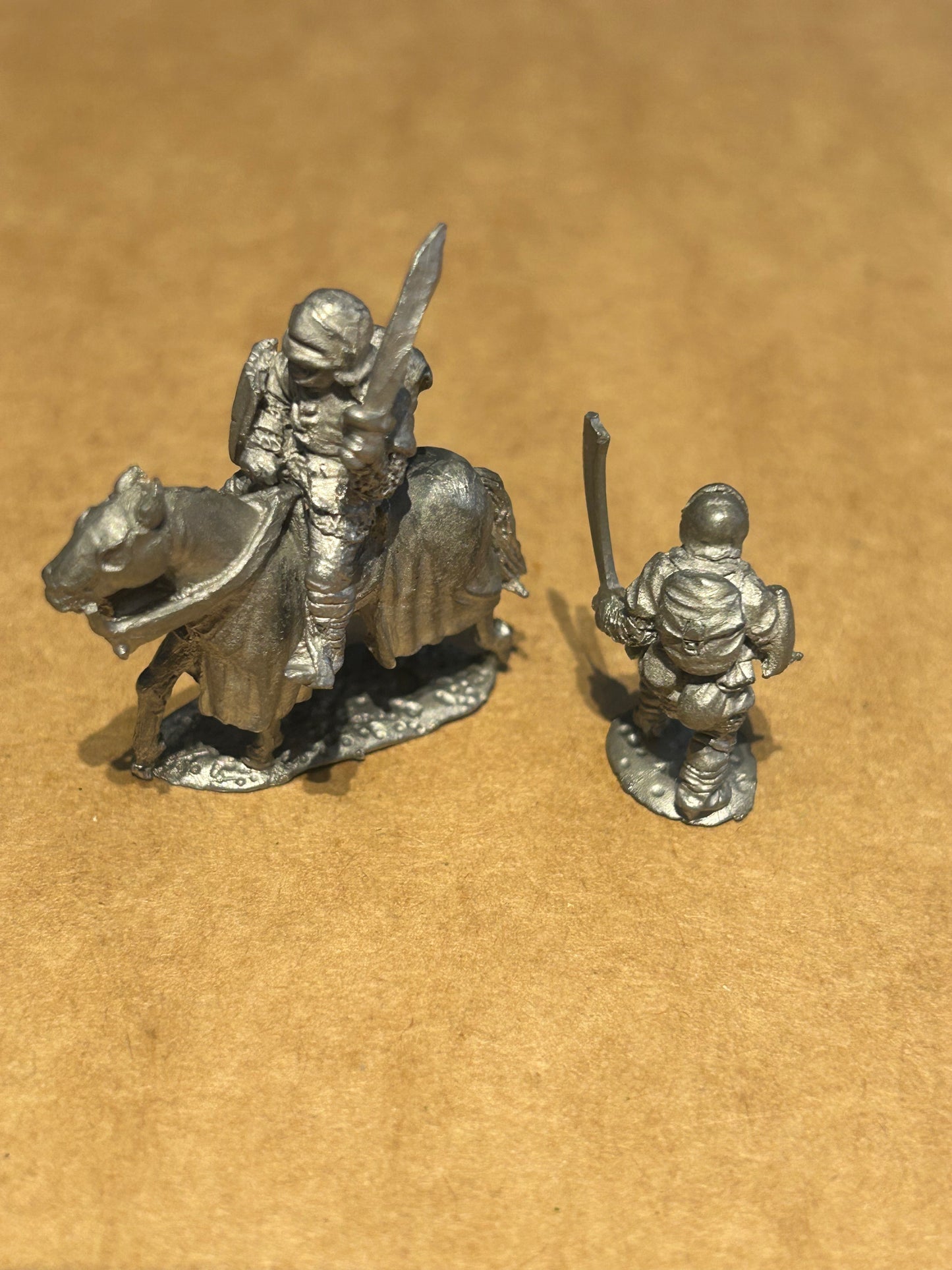 C33 mounted adventurer Citadel - Warhammer - Fantasy Adventurer Cavalry, FAC10 Mounted and foot Paladin 1982