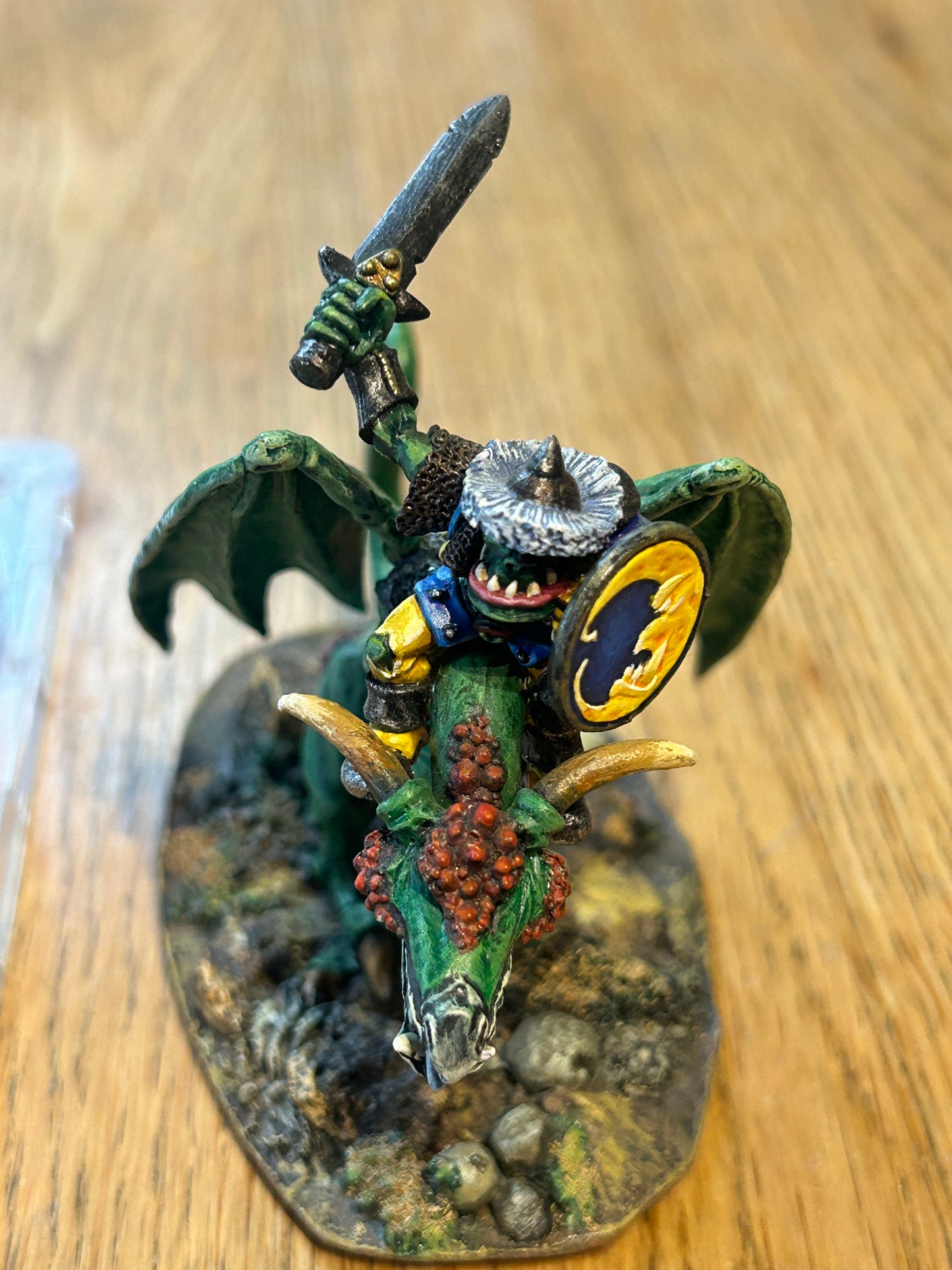 Marauder Orc wyvern Rider MB8 Metal Vintage Warhammer Oldhammer The old world (with original clam shell case)