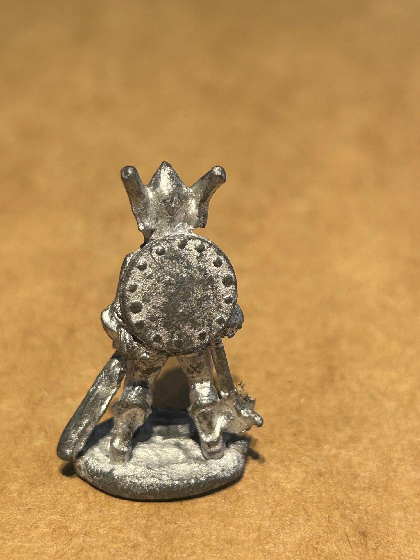 Citadel 'C' Series C01 Fighter Warrior Maiden pre slotta metal 80s Warhammer 82 116 (1C-37)