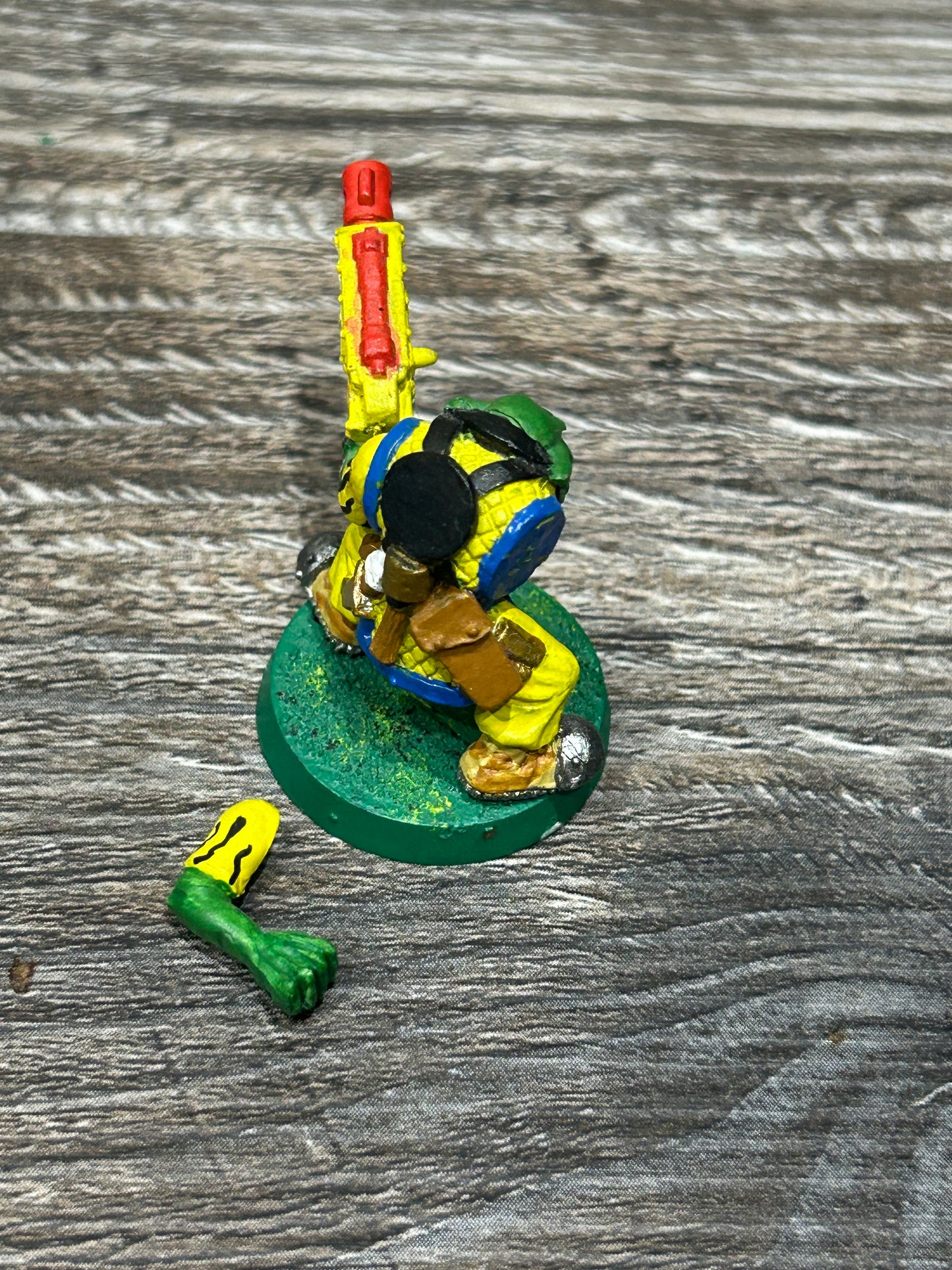 Warhammer 40k Rogue Trader Space Ork boy with bolter