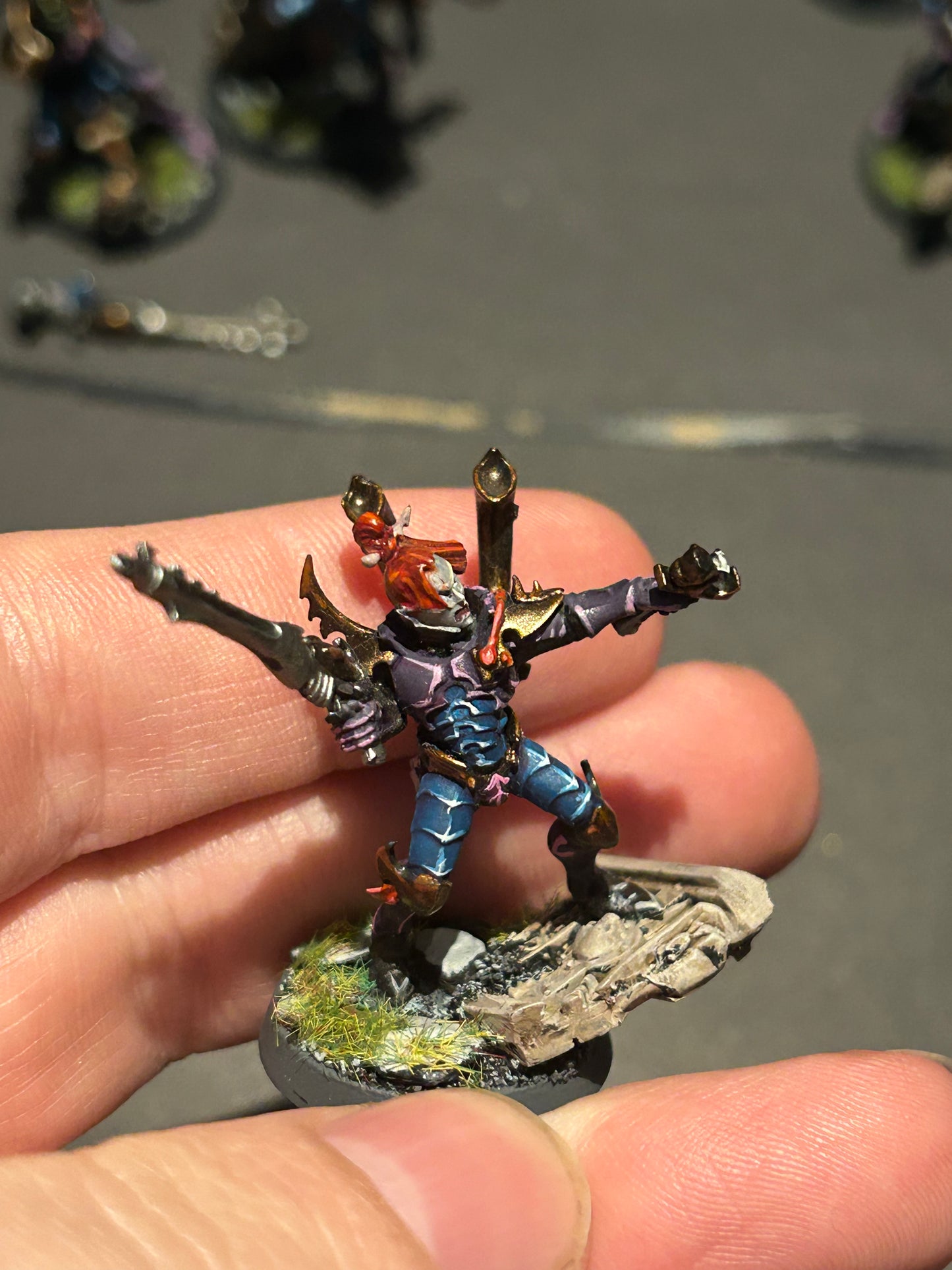 Warhammer 40k dark eldar kabalite squad plastic 10 miniatures and painted well with some scenic bases