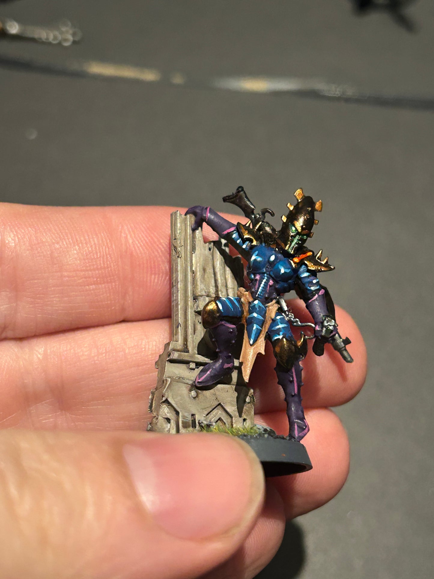 Warhammer 40k dark eldar kabalite squad plastic 10 miniatures and painted well with some scenic bases