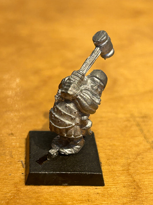 Warhammer Dwarf - C06 Imperial Dwarf Gotri the stout(metal) citadel 1980s