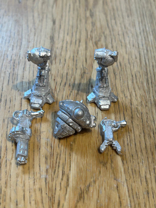 Diehard miniatures Underbot-R2 Chaos War Droid