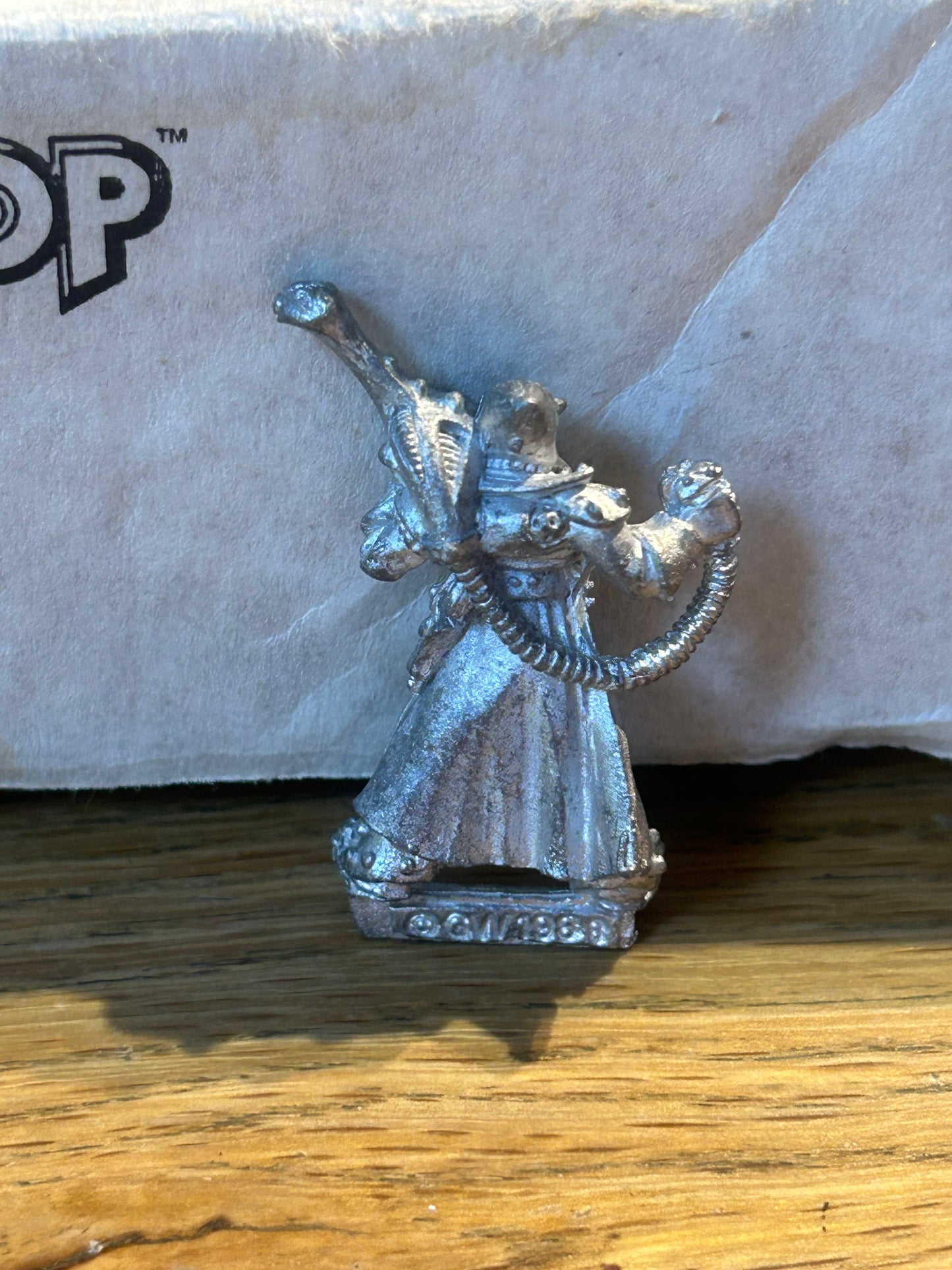 Warhammer 40k eldar weapons crewman spotter with helmet