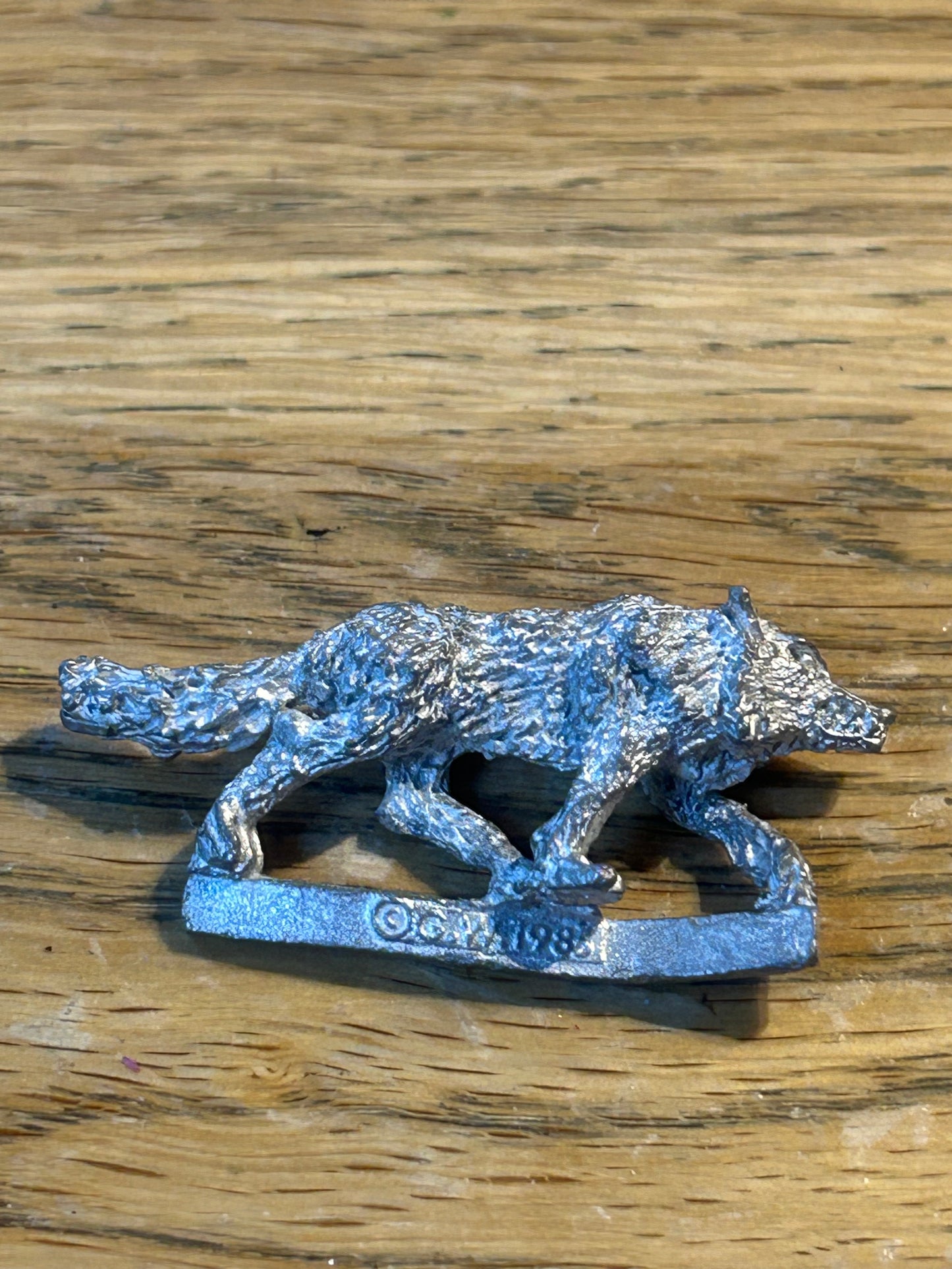 Warhammer fantasy goblin wild riders wolf growler (tab has some bending but would fit in a base easily)