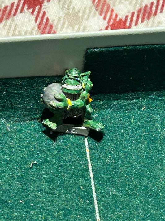 Citadel Warhammer fantasy  orc rock lobber crew