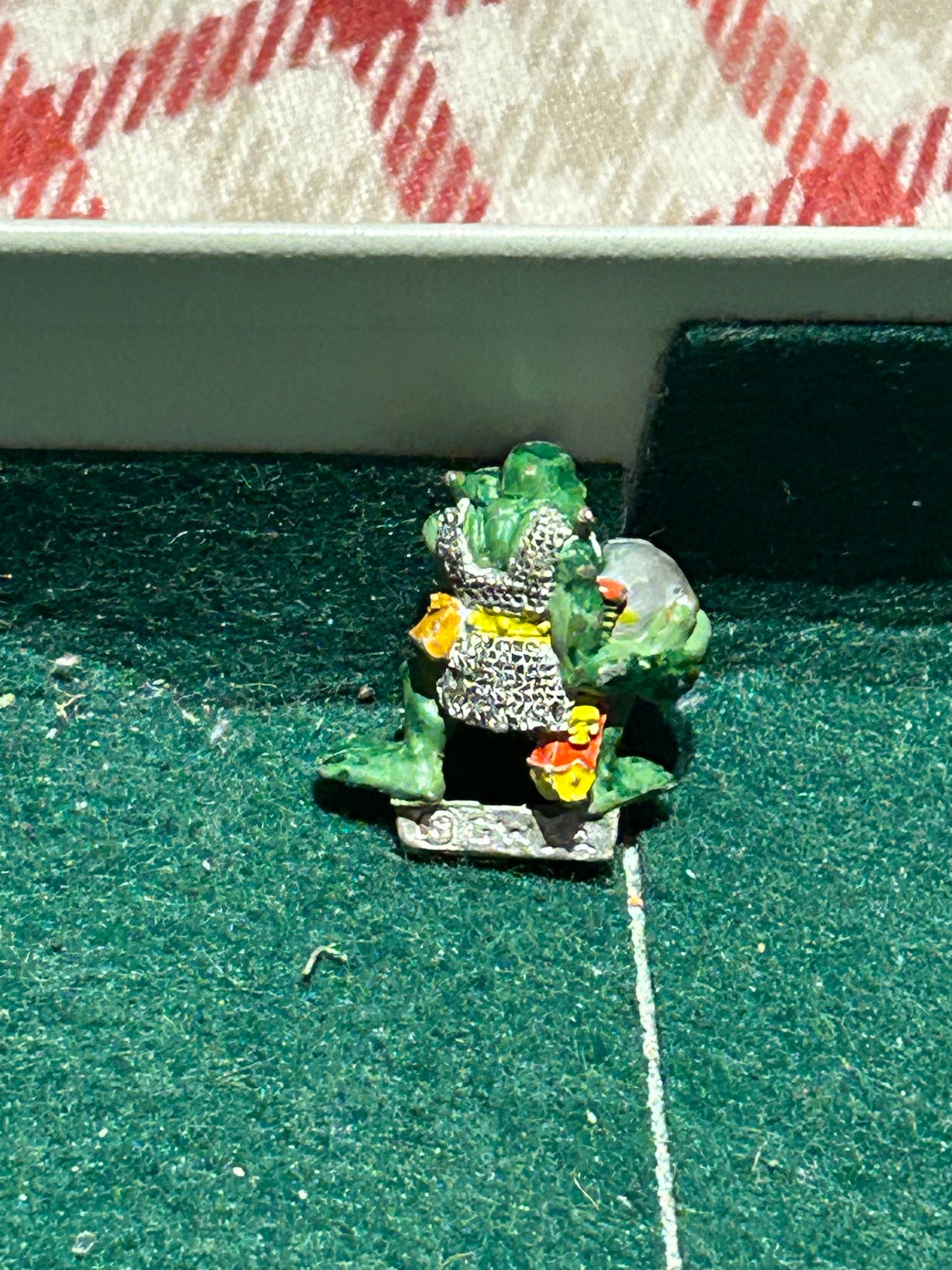 Citadel Warhammer fantasy orc rock lobber crew