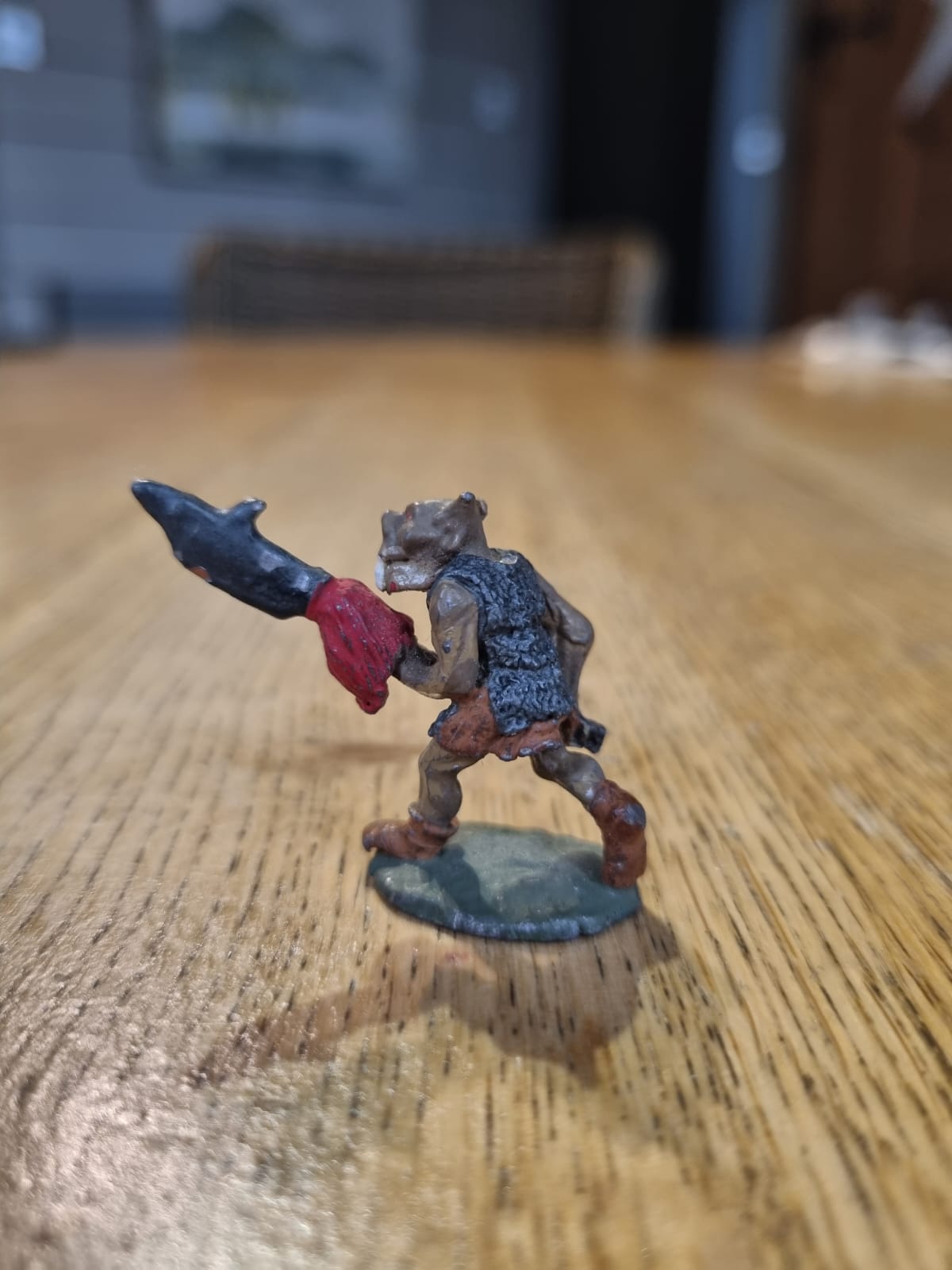 Citadel - Pre Slotta - Warhammer - C16  Orc Warrior -  with polearm 1984