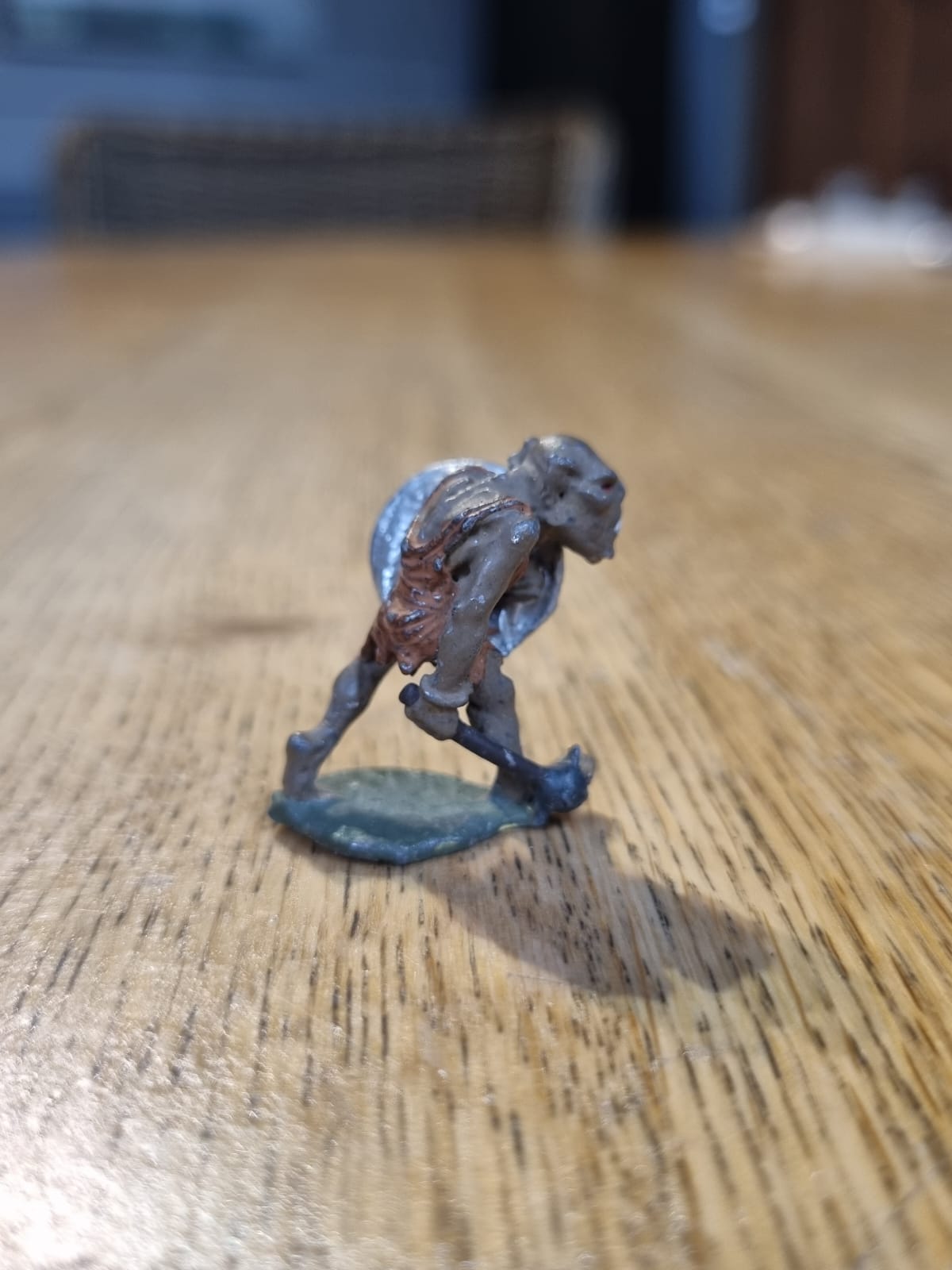 Warhammer fantasy preslotta orc with mace and shield