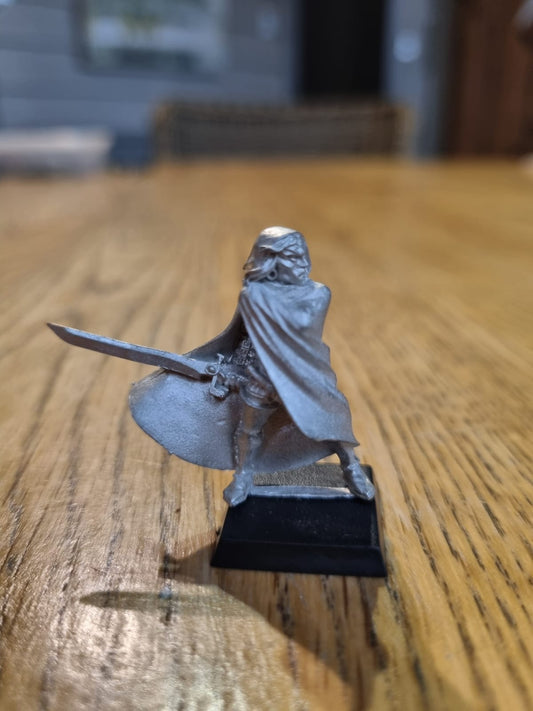 Mordheim - Aenur Sword of Twilight - Elf Hero - Metal OOP high elf or wood elf