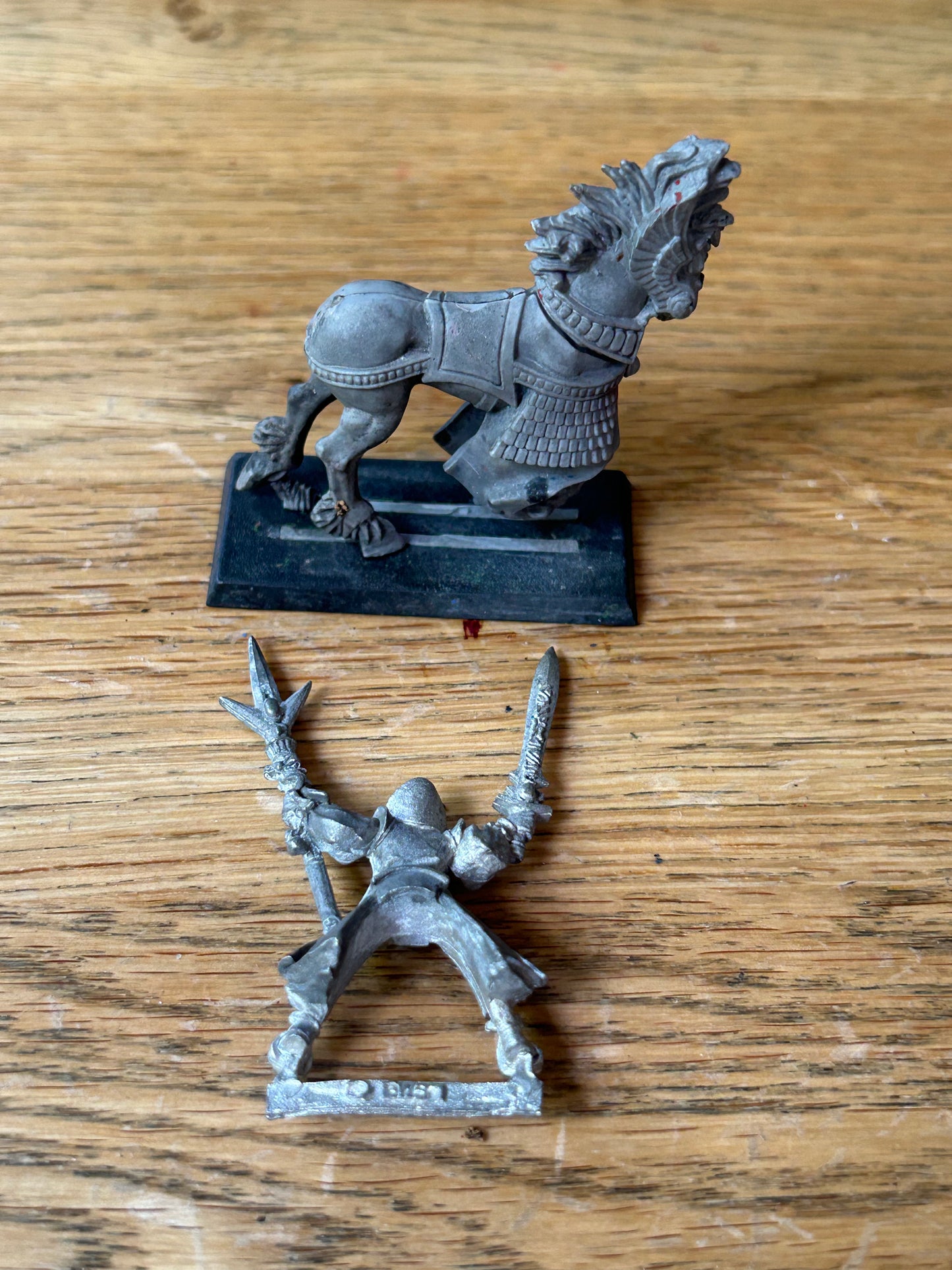 Warhammer Fantasy High Elf Mage Wizard Mounted Metal Classic 1990s OOP (mount has no tail and has been stripped)
