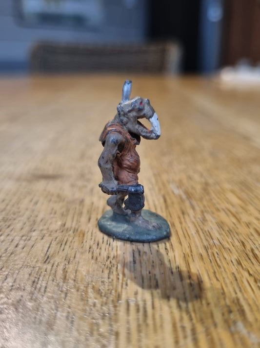 Citadel - Pre Slotta - Warhammer - C15  Orc Warrior -  with axe and spear 1984
