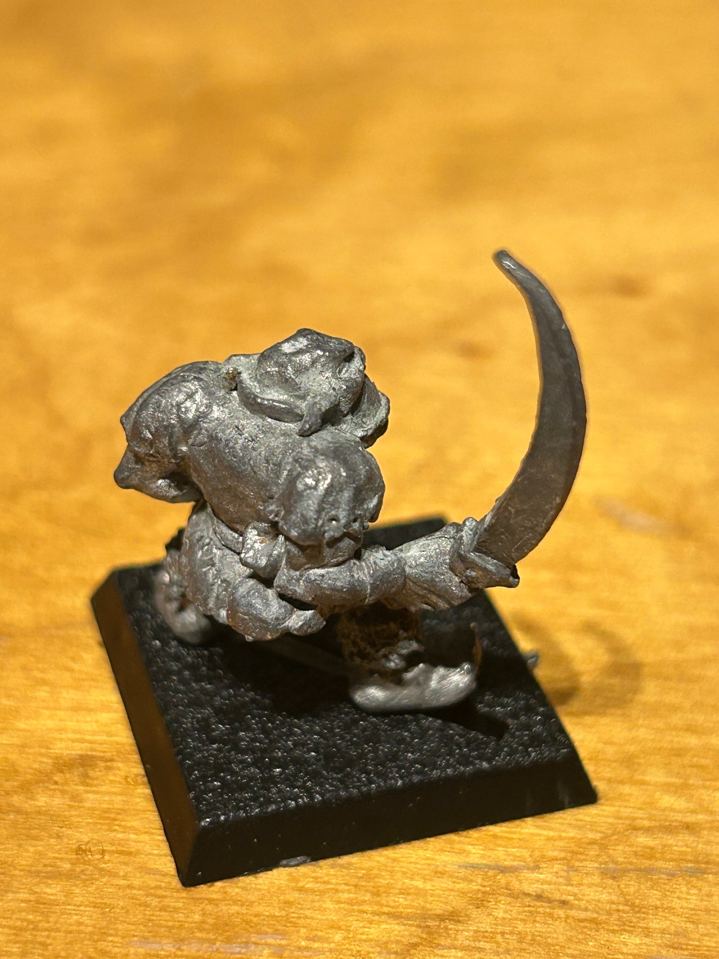 Marauder miniatures orcs ORC 24
w. Sword & Shield
(MM20/4d)