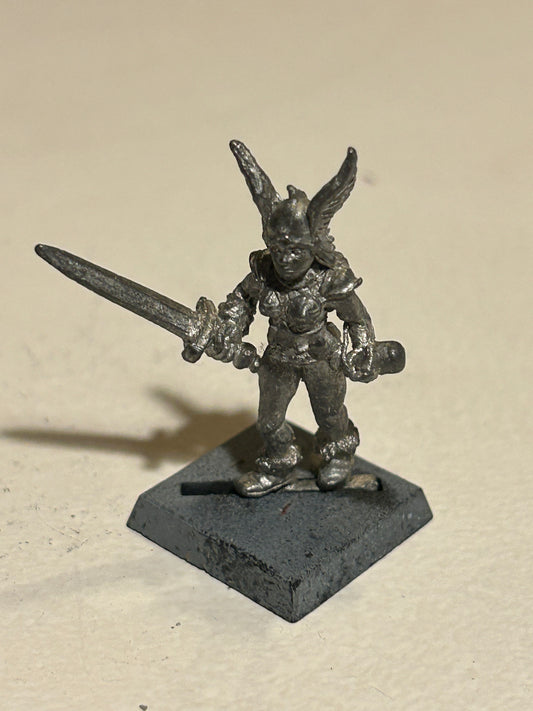 Warhammer fantasy Norse female with sword 13