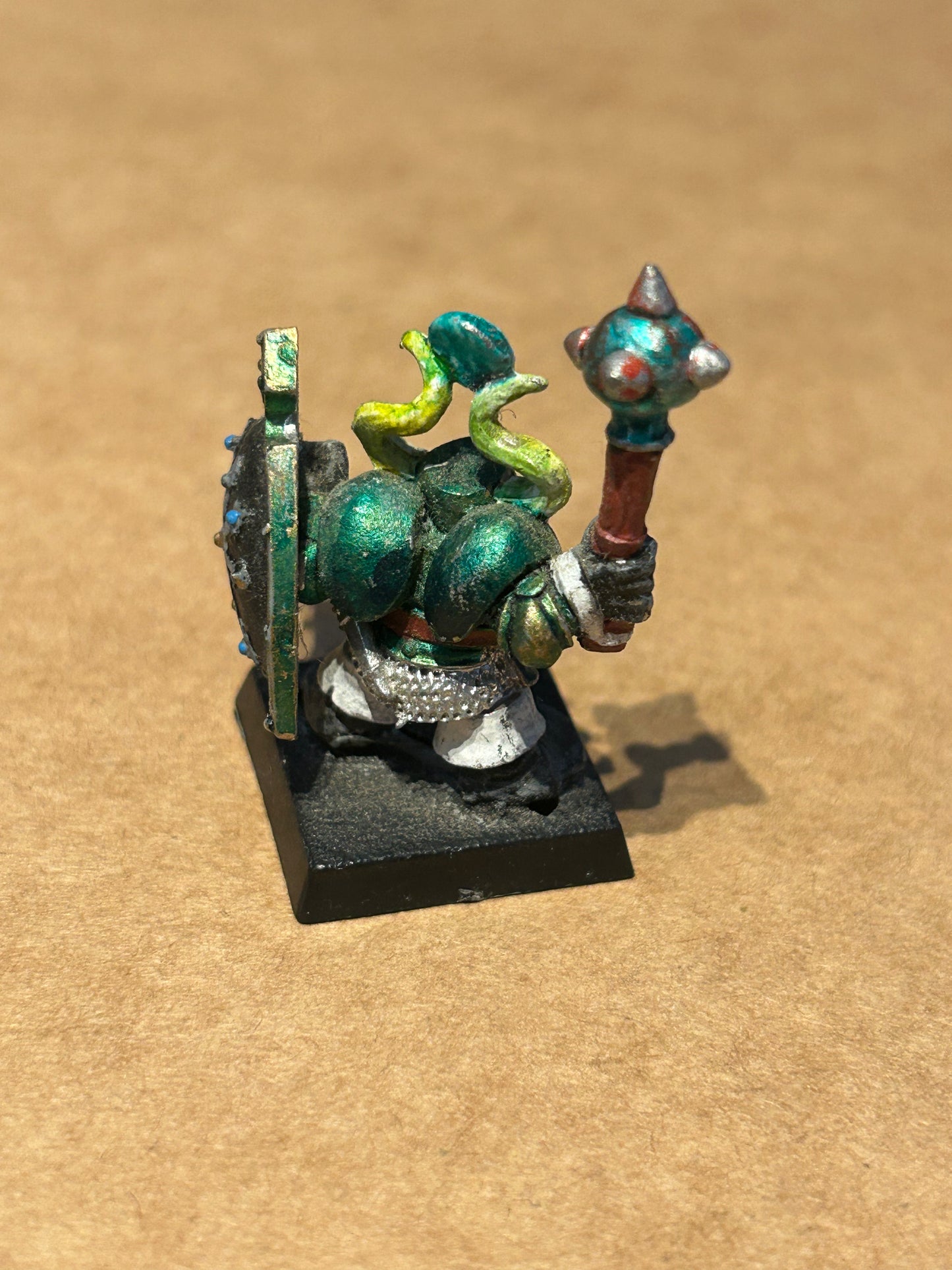 MM90 Marauder Miniatures metal Chaos Dwarf OOP 1989 CD22 horned helmet and mace