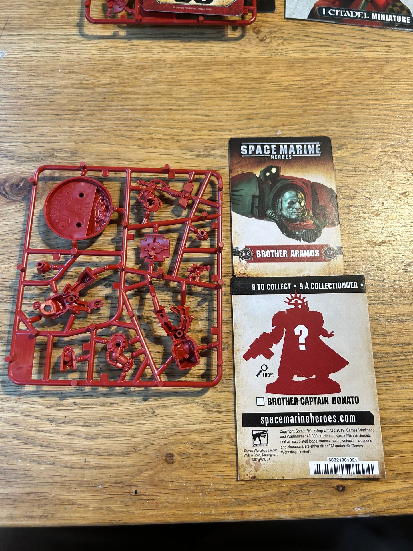 Warhammer 40K Space Marine Heroe Series 2 Brother Aramus Blood Angels