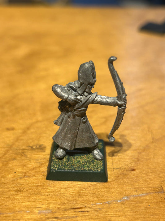 Warhammer Fantasy old world High elf bowman metal