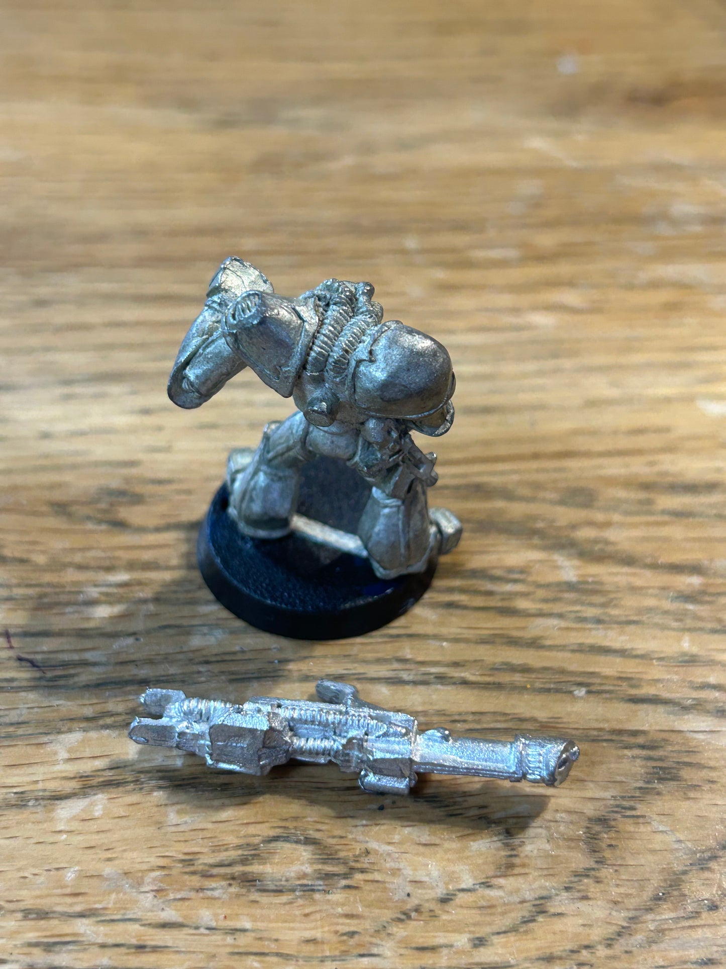 Games Workshop Warhammer 40k Rogue Trader Chaos Renegades Heavy Weapon lascannon Marine (no backpack)