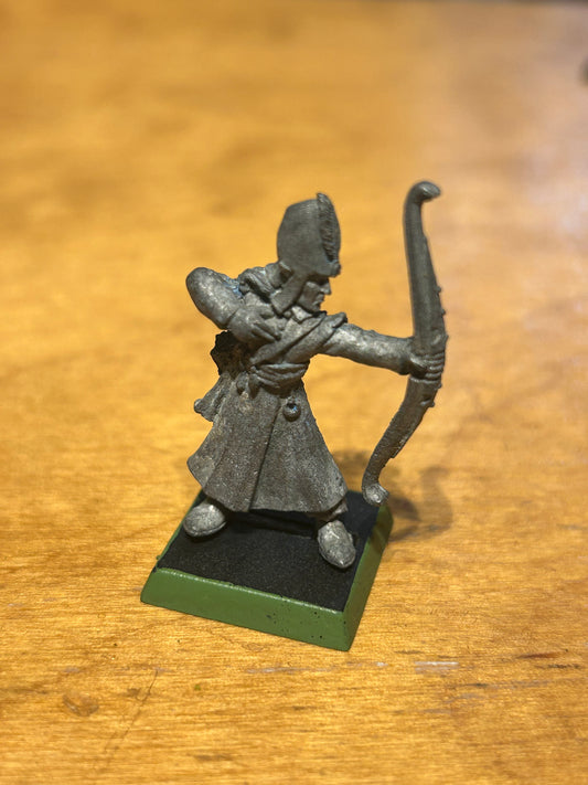 Warhammer Fantasy old world High elf bowman metal
