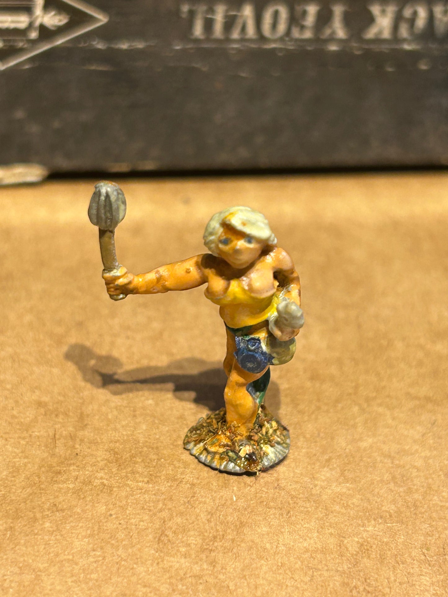 Vintage Citadel preslotta Fantasy Adventurers FA18-1 “ Female Cleric “ !